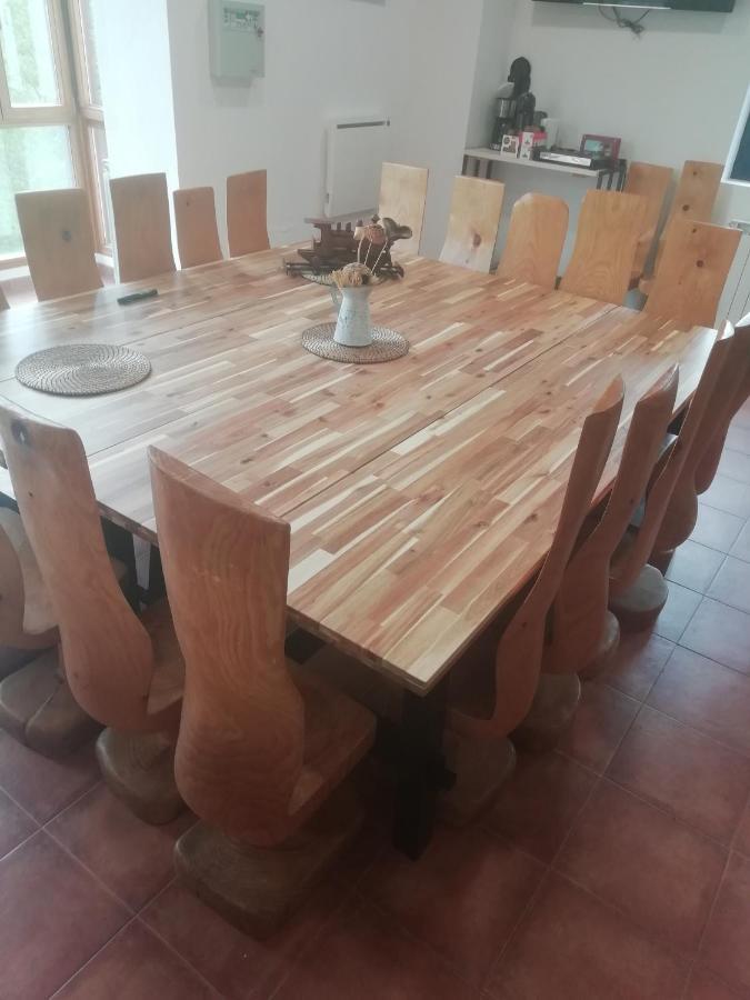Castro Urdiales - La Vieja Estacion - Cerca De Bilbao Guest House Luaran gambar