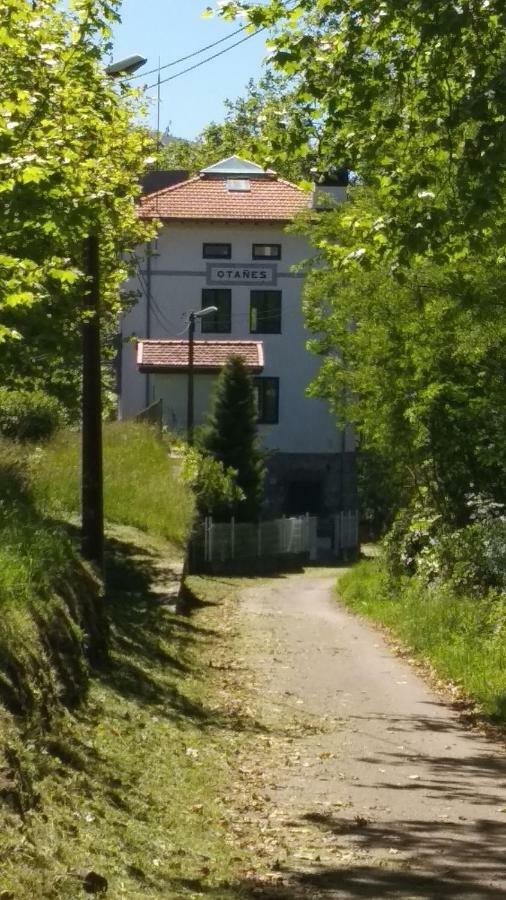 Castro Urdiales - La Vieja Estacion - Cerca De Bilbao Guest House Luaran gambar