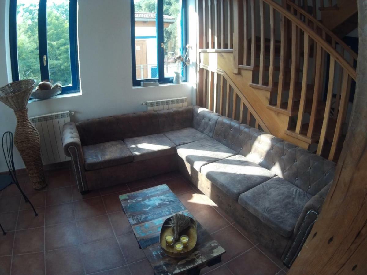 Castro Urdiales - La Vieja Estacion - Cerca De Bilbao Guest House Luaran gambar