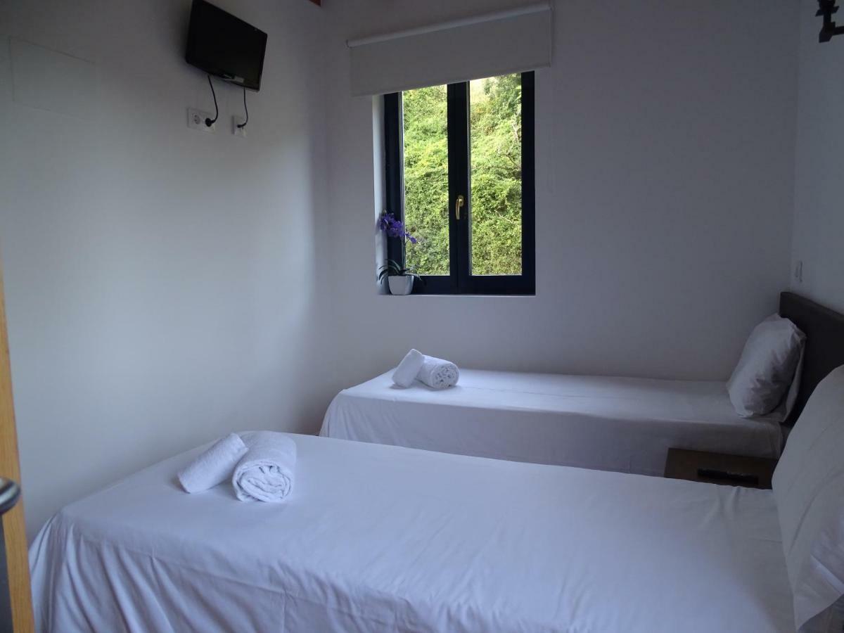 Castro Urdiales - La Vieja Estacion - Cerca De Bilbao Guest House Luaran gambar